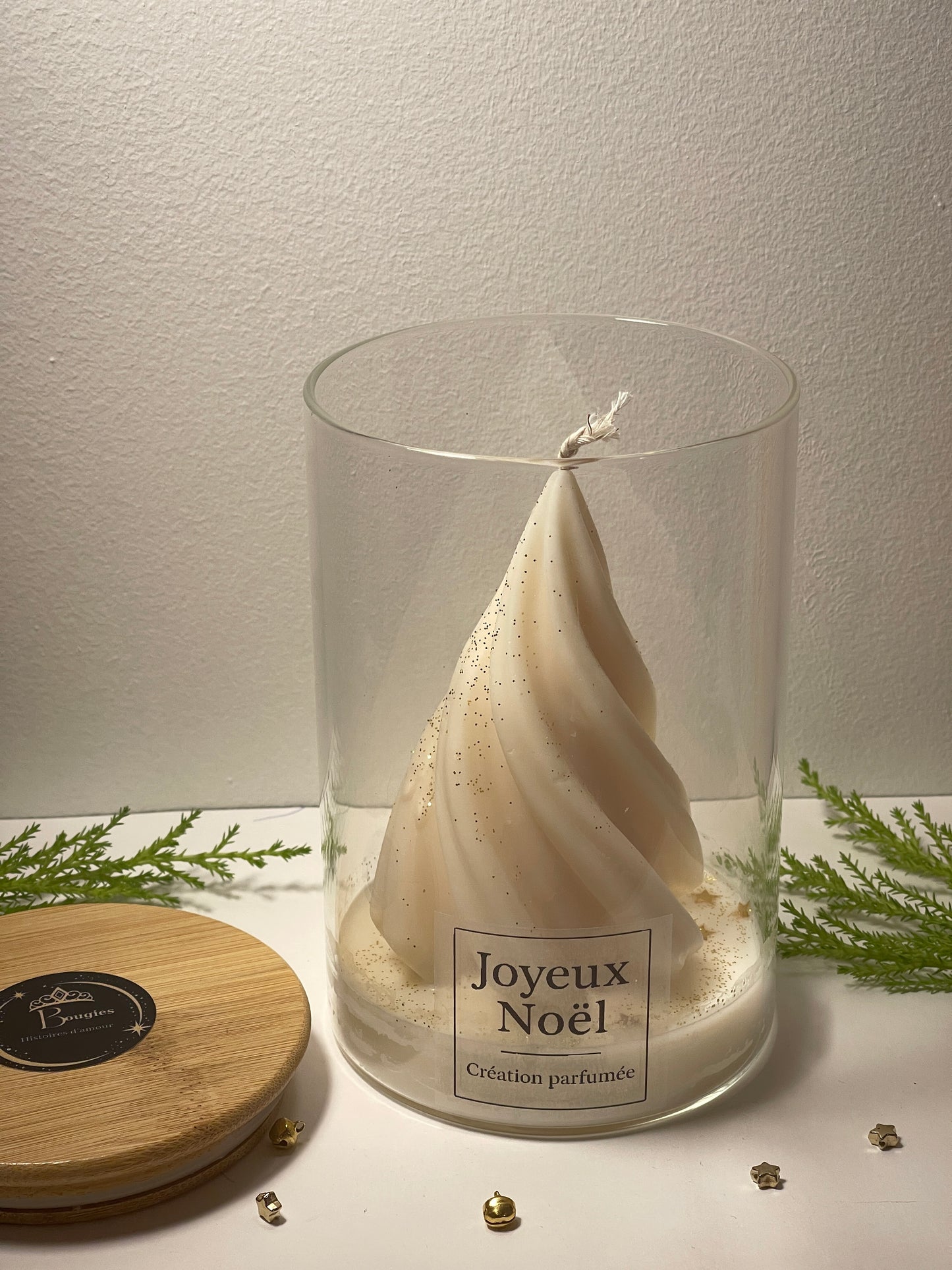 Bougie “Joyeux Noël” – Création parfumée en pot de verre