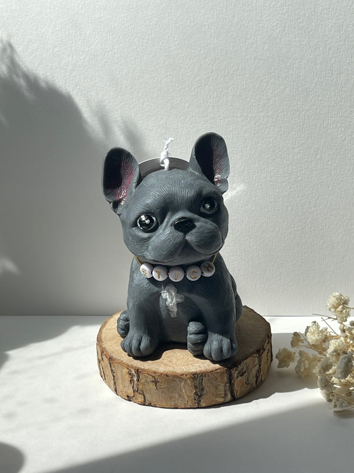 Bougie décorative - Petit Bouledogue Français | Fait main avec amour