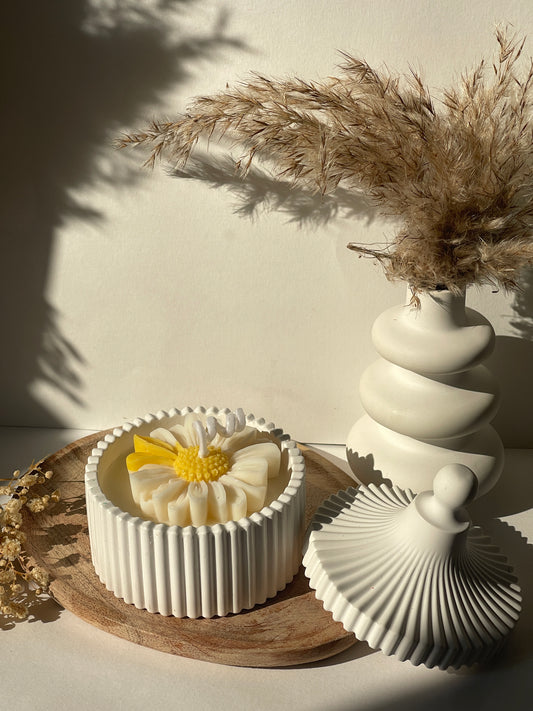 Bougie fleur en pot Jesmonite – Édition Printemps