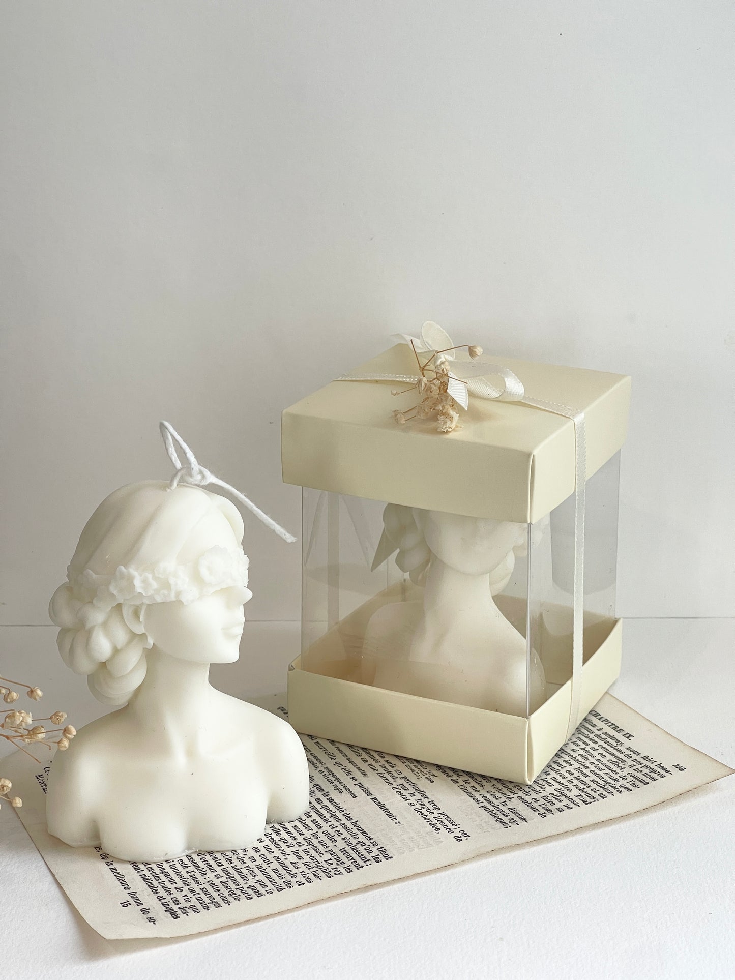 Bougie bust féminin – Ophélie (95 g)