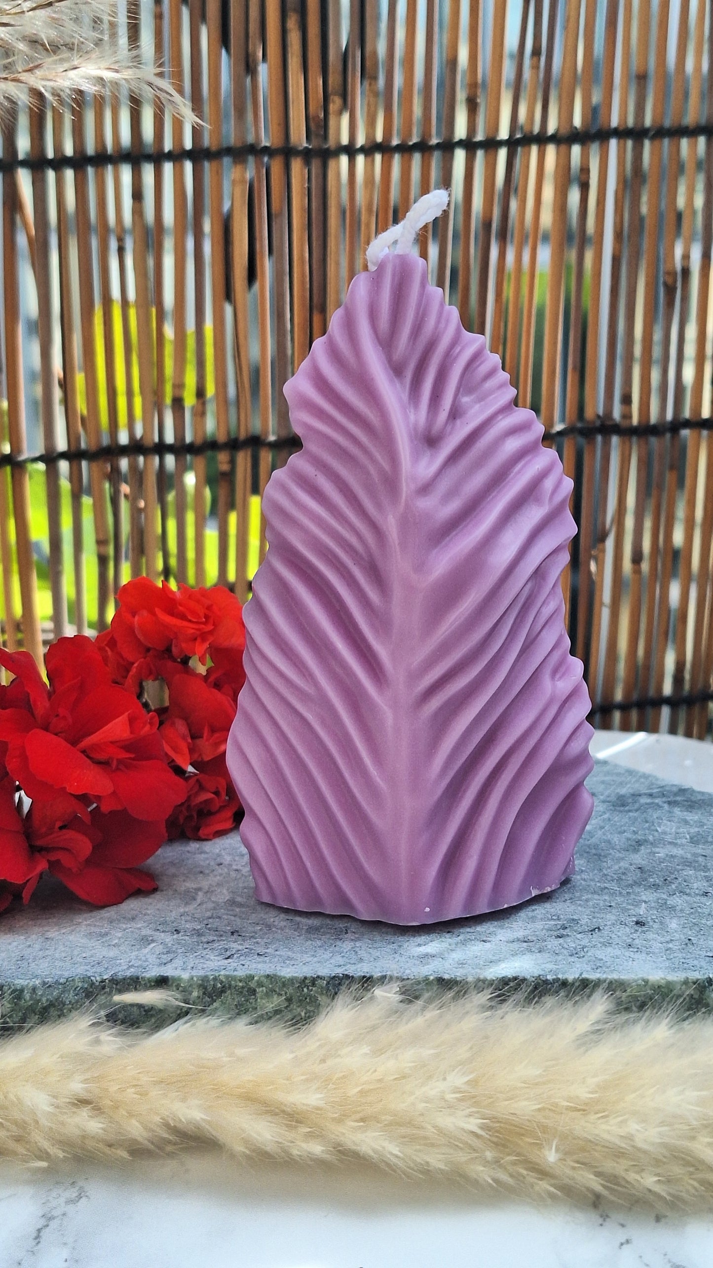 Bougie Feuille Élancée – 100g cire végétale faite main