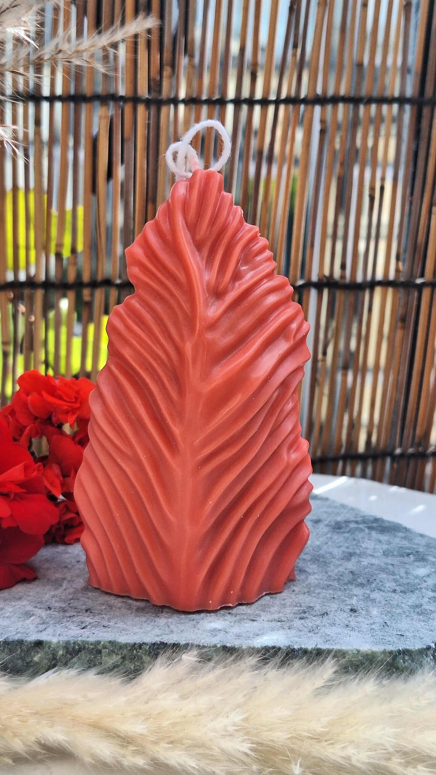 Bougie Feuille Élancée – 100g cire végétale faite main