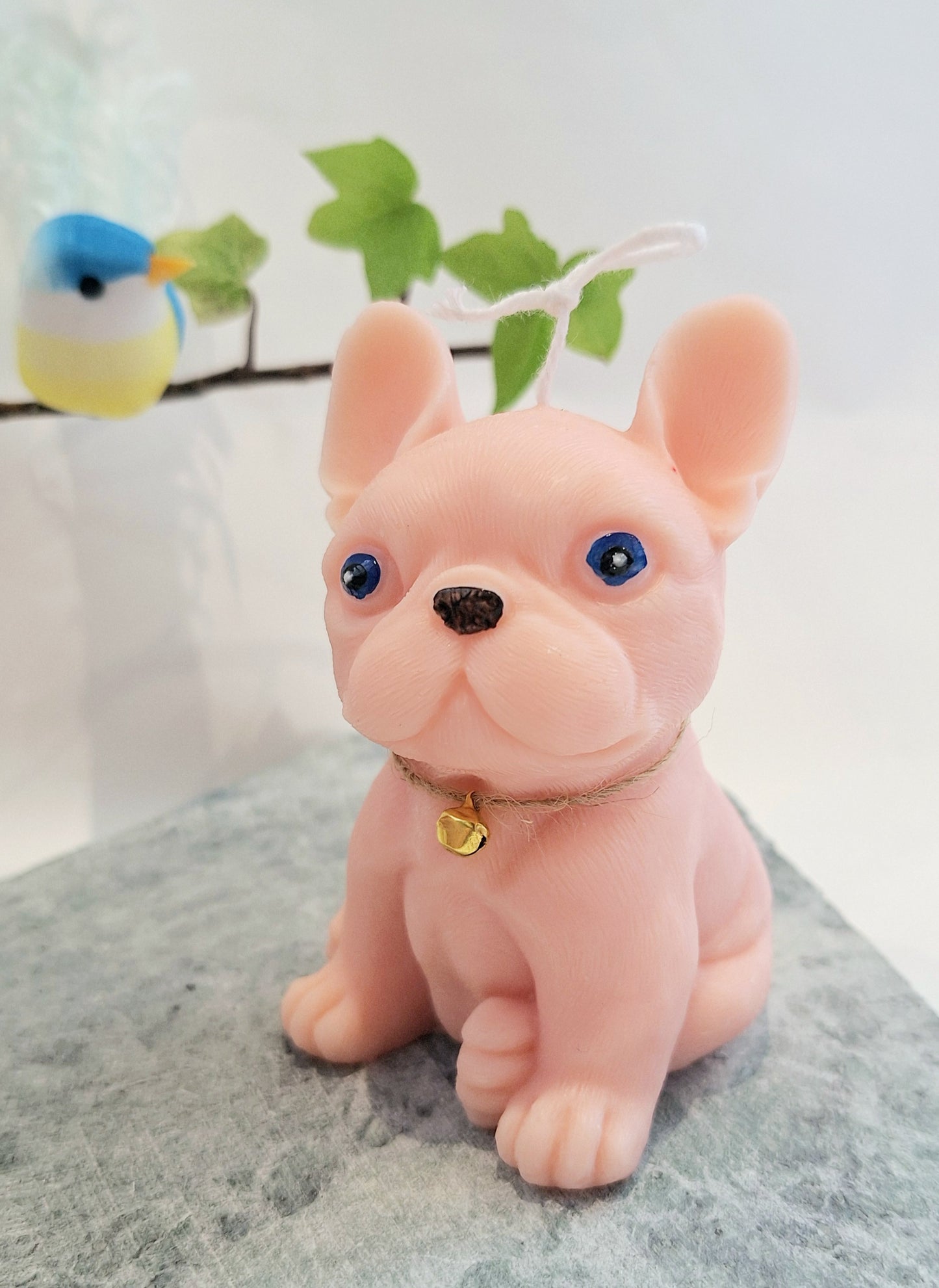 Bougie décorative - Petit Bouledogue Français | Fait main avec amour