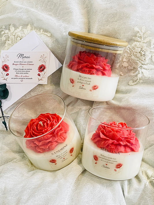 Bougie artisanale en cire de soja – Rose Éternelle (530 g, mèche en bois)