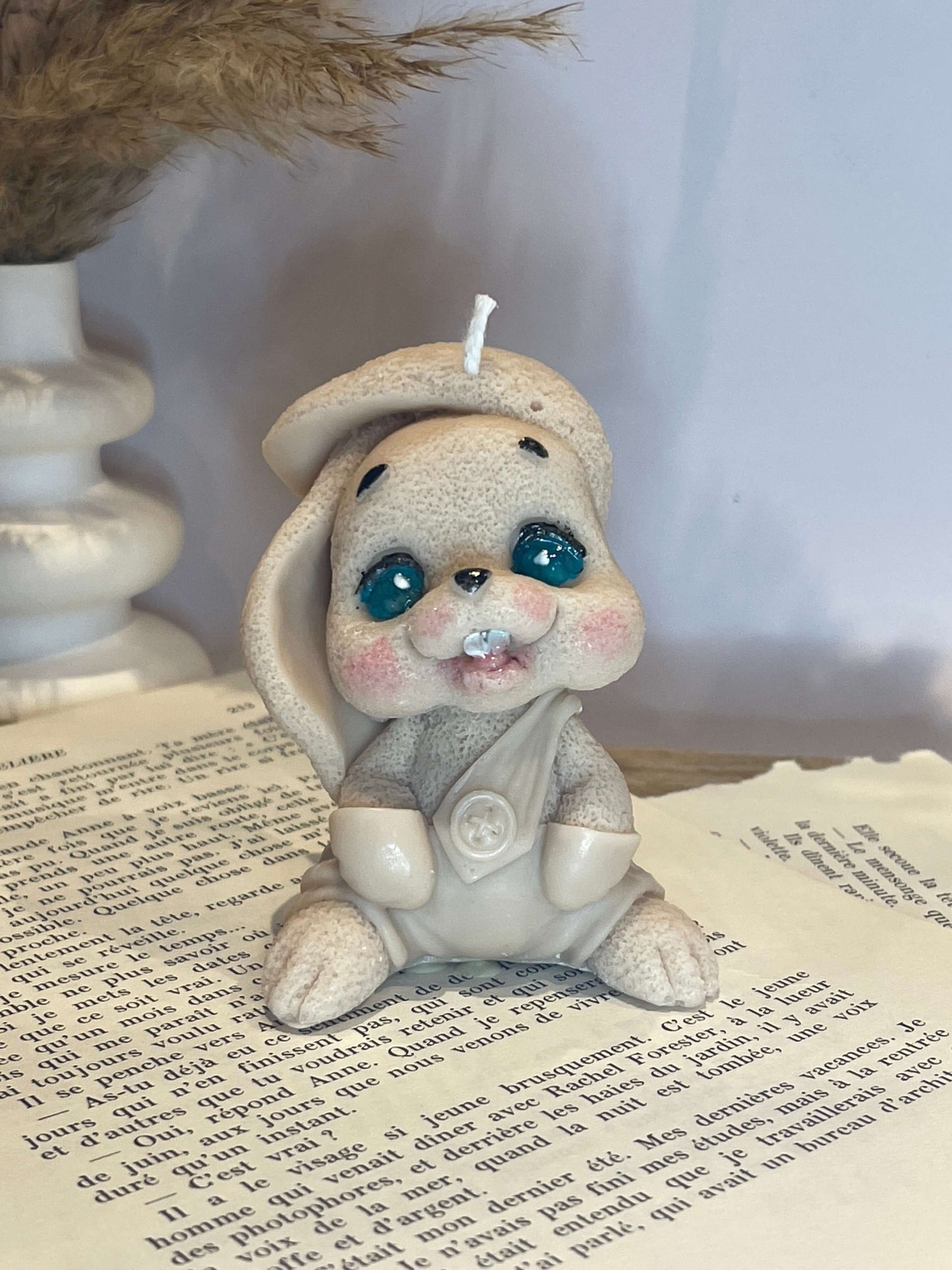 Bougie décorative lapin adorable – fait main
