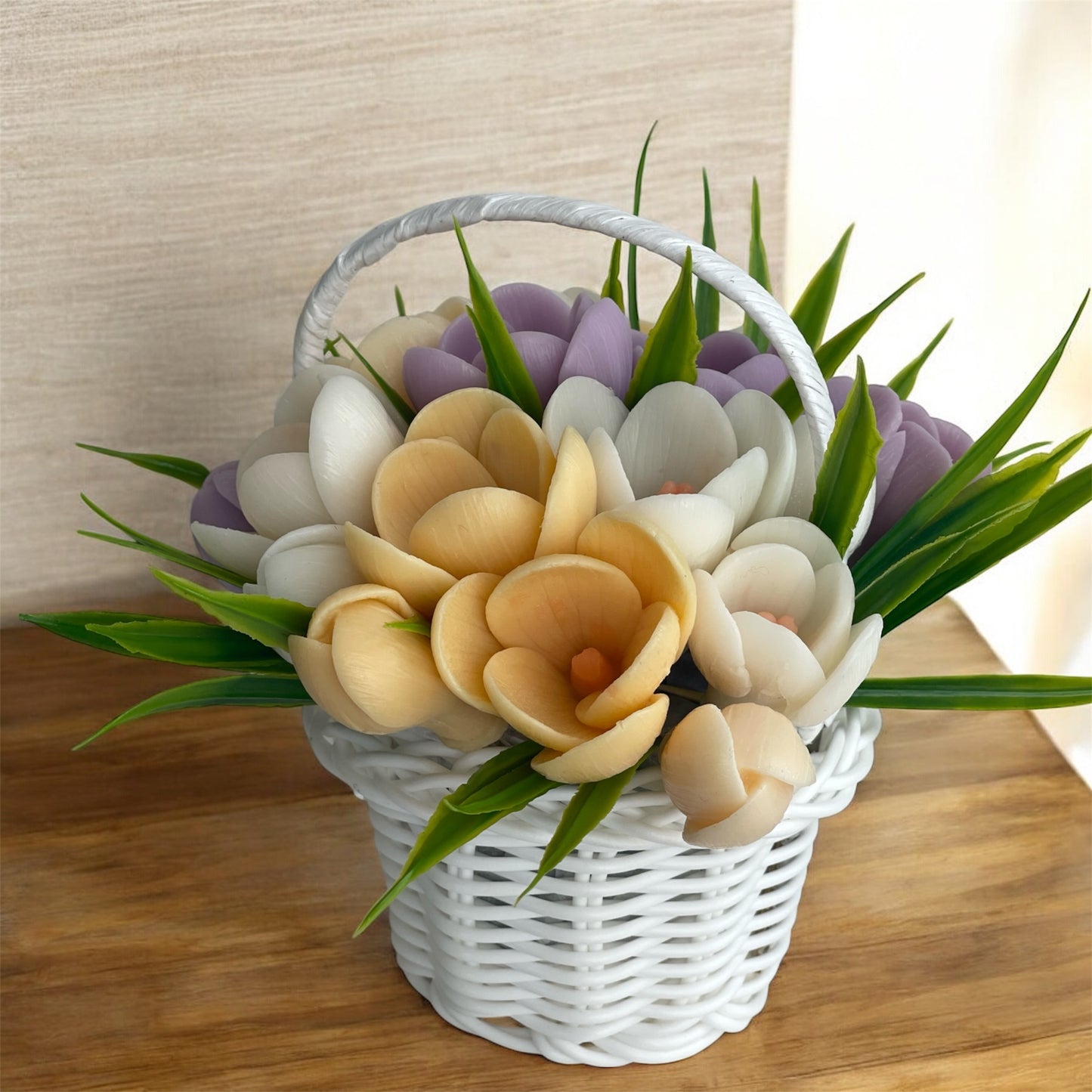 Crocus fleurs en panier – Fleurs en Savon Composition Florale Artisanale