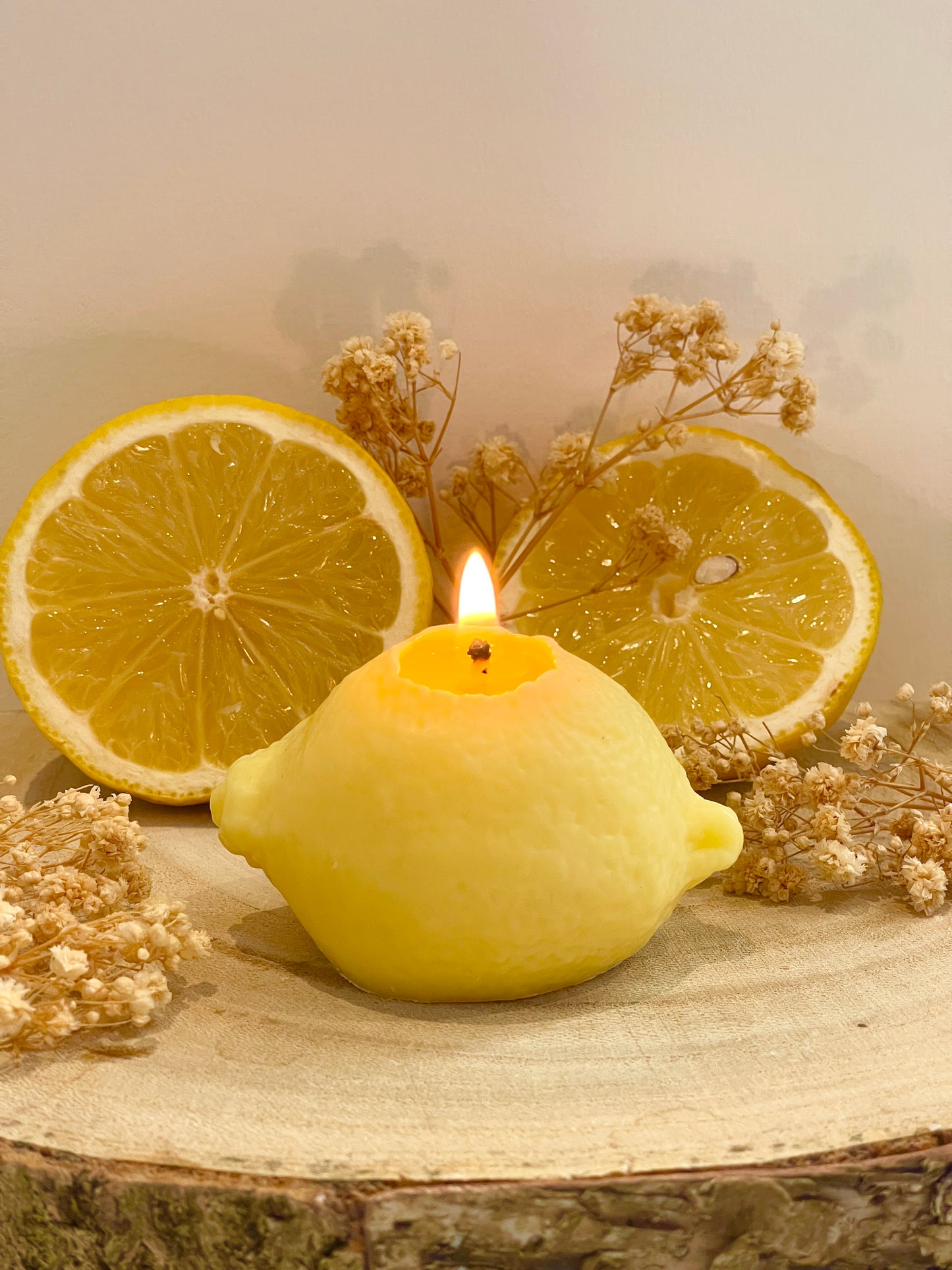 Bougie Citron – Sculptée à la main 🍋