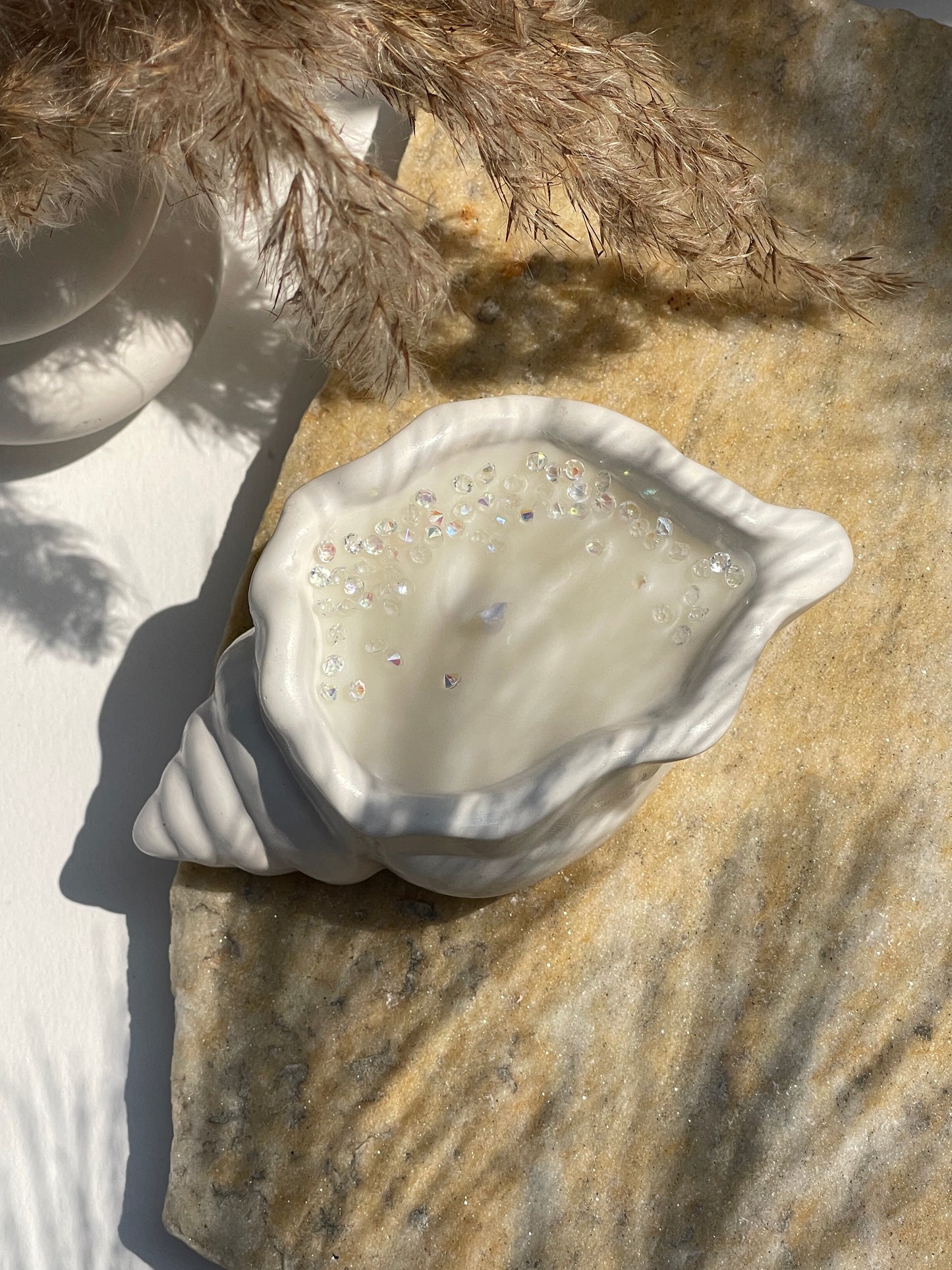 Bougie coquillage artisanale – Cire de soja parfumée & décor marin