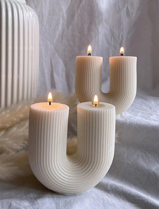 Bougie design U – Cire végétale parfumée – Style contemporain